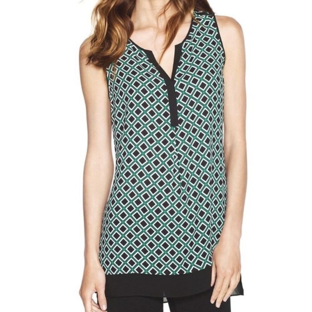 White House Black Market Diamond Print Tunic